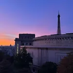 Trocadéro, Eiffel Tower, Luxury Apartment for 8p