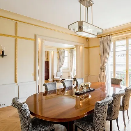 Appartamento Trocadéro, Eiffel Tower, Luxury For 8p *
