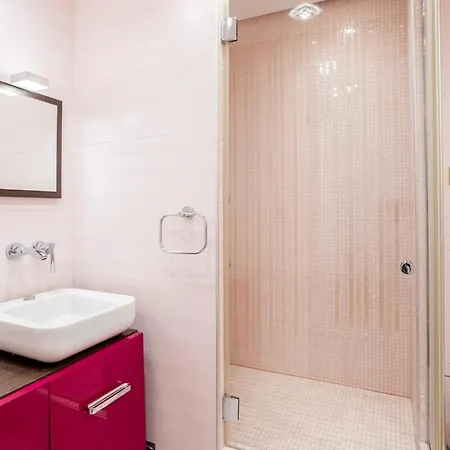 Appartamento Trocadéro, Eiffel Tower, Luxury For 8p