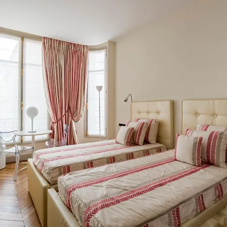 Trocadéro, Eiffel Tower, Luxury For 8p Parigi